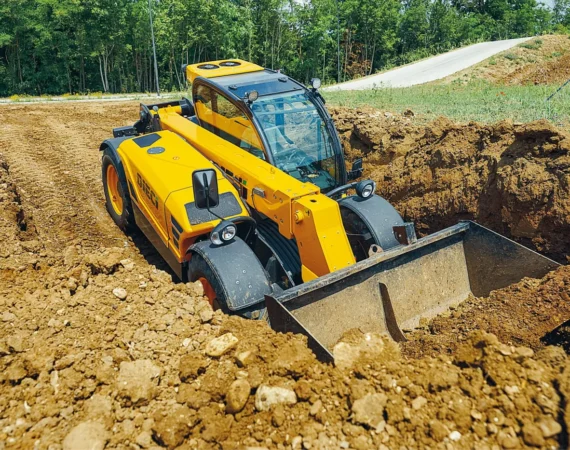 dieci agri farmer telehandler 007 Fixed vs Rotating Telehandlers: Choosing the Right Machine