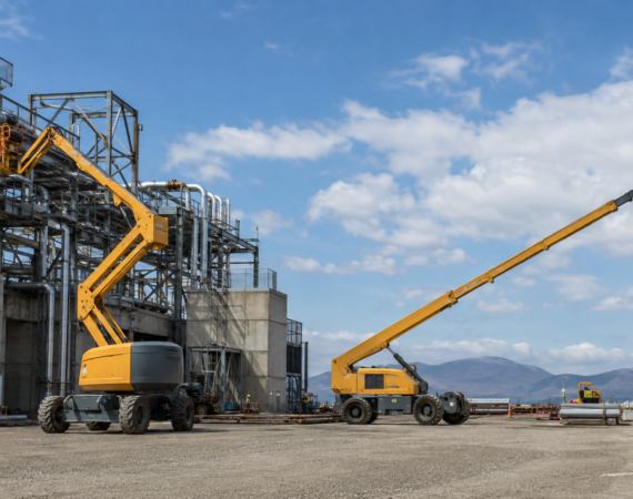image1 Articulating Boom Lift vs Telescopic Boom Lift: Which One Is Right for the Job?